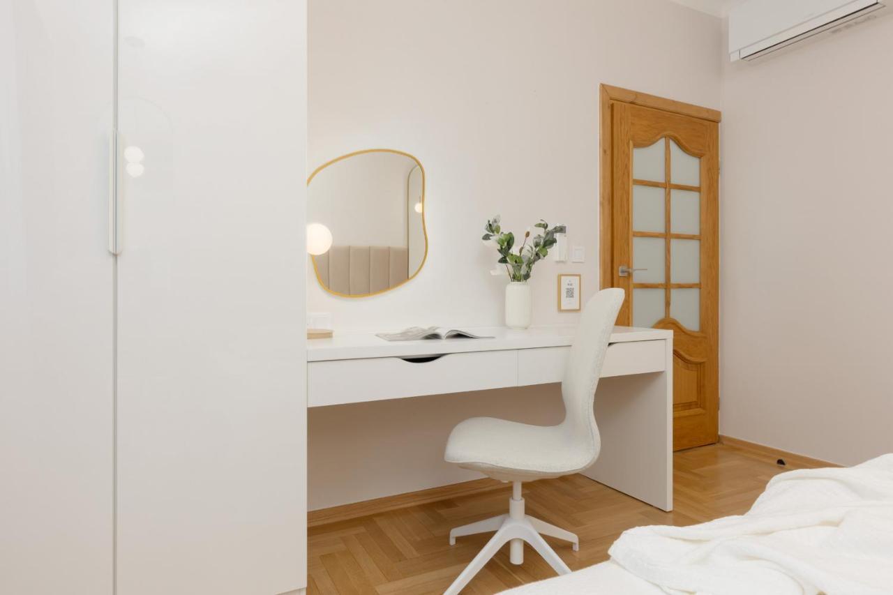 Bright Apartment Kasprzaka Warsaw Wola Near Metro Station By Noclegi Renters Exteriér fotografie